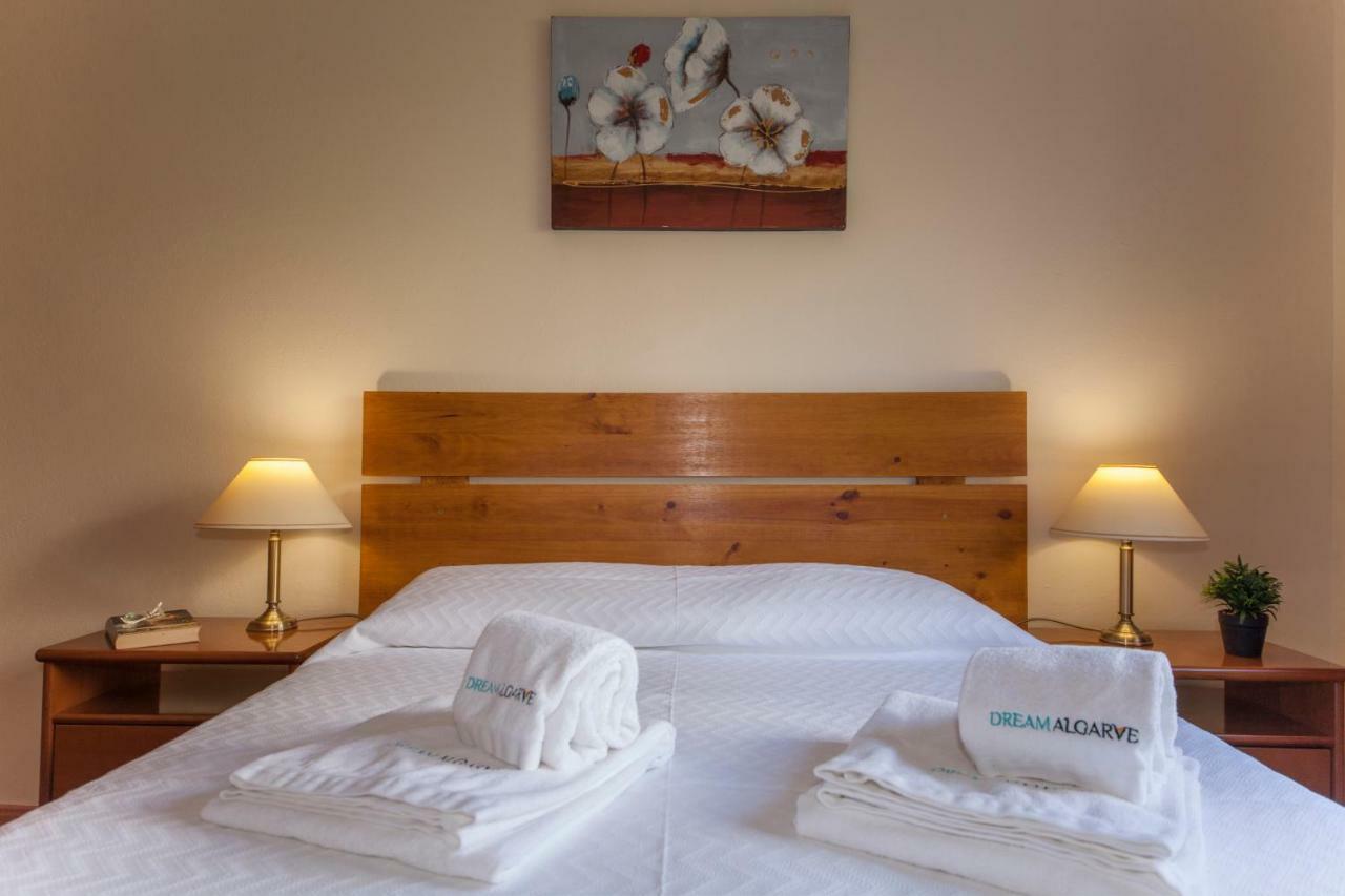 80m² 2 slaapkamer, 1 privé badkamer Appartement in Lagos stadscentrum Buitenkant foto